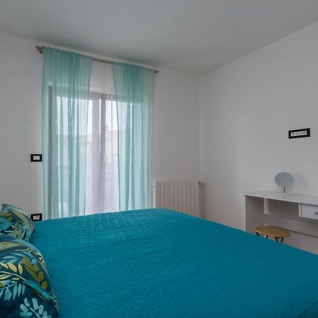 Es Residence Ровінь Екстер'єр фото